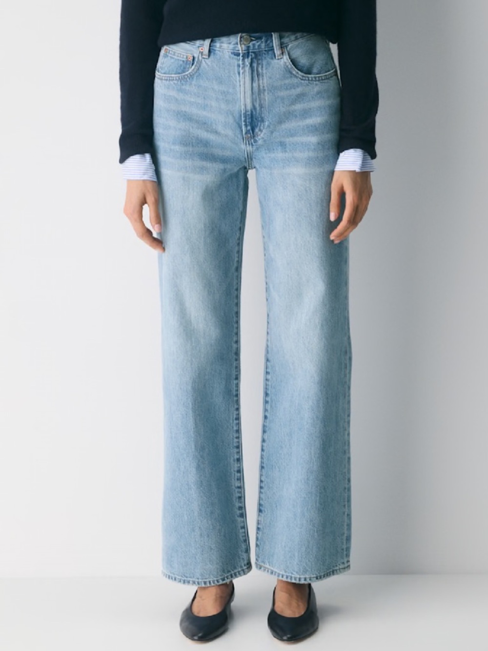 Aritzia- Denim Forum The Farrah Hi-Rise Wide Jean